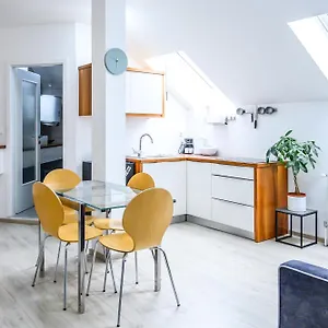 https://the-city-loft.hotels-in-ljubljana.com
